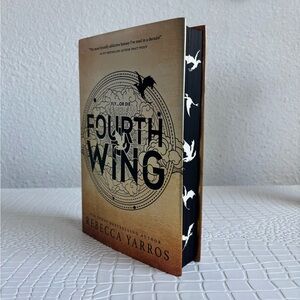 Fourth Wing by Rebecca Yarros